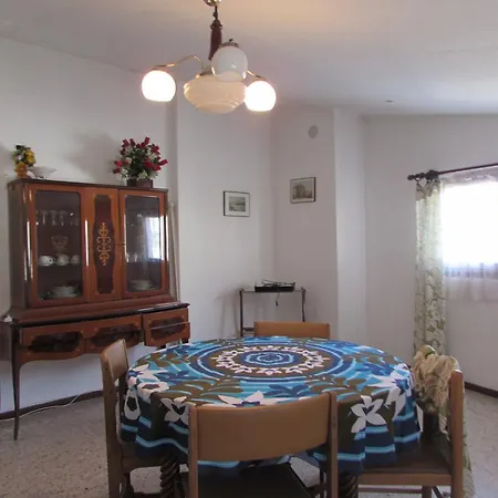 Apartman Oasi Dei Girasoli Abbadia Lariana
